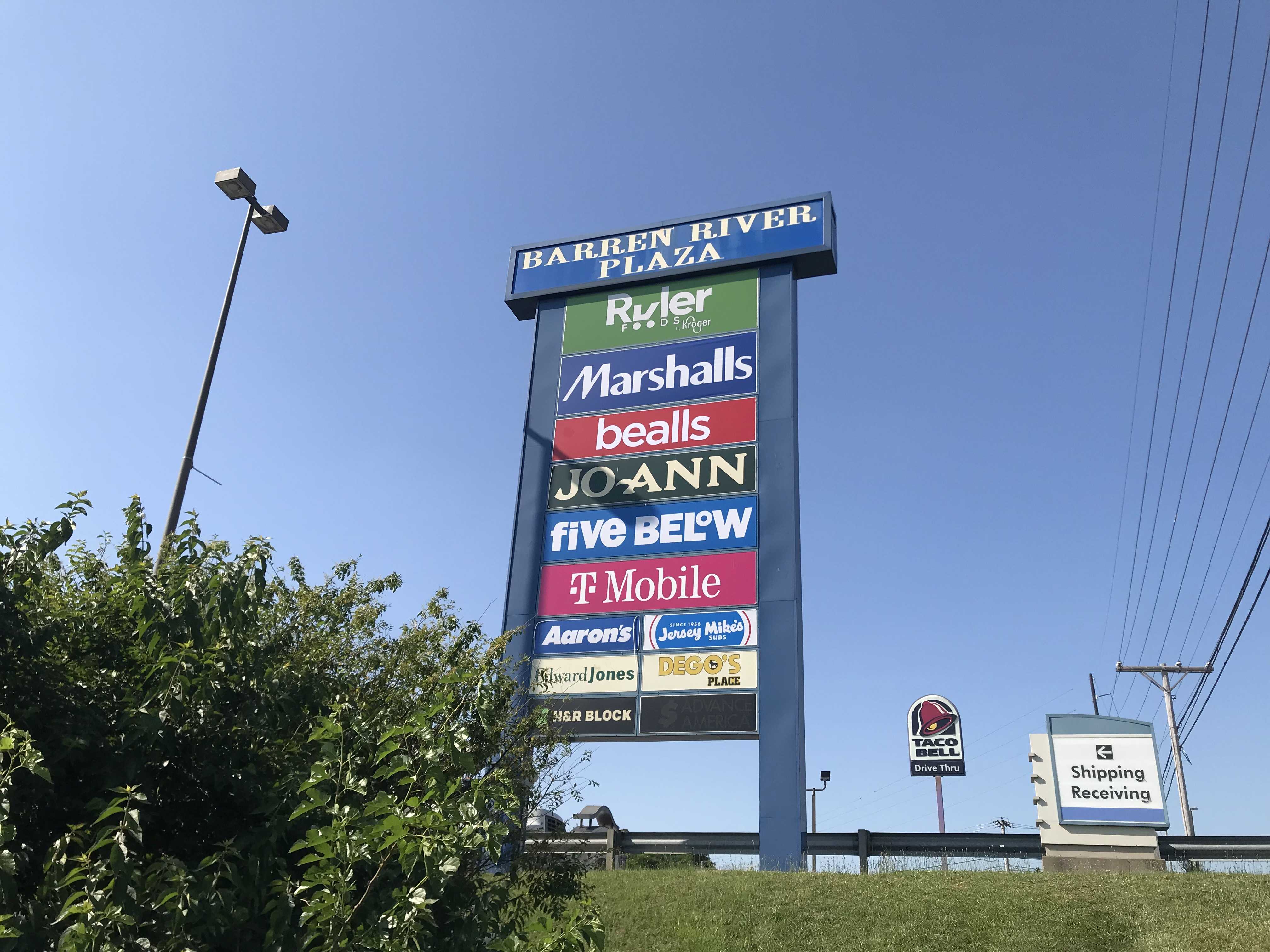 pylon signs